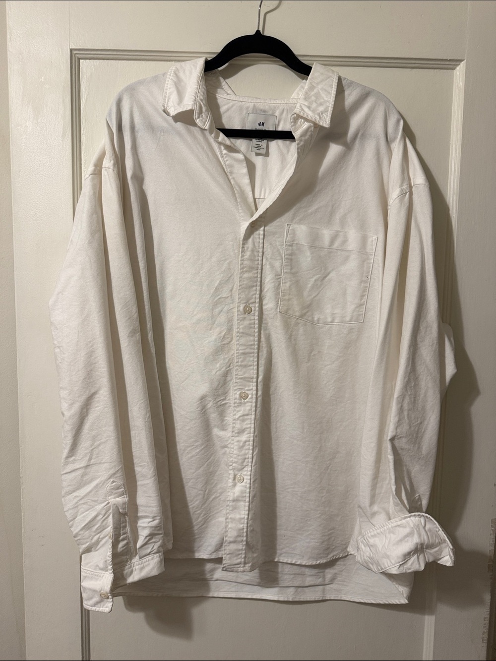 H&M white men’s button-down